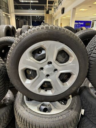 4 stk. Stålfælge 16" med Goodyear 205/55R16 dæk