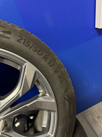 4 stk. Ford Alufælge 17" med Contiental 215/50R17 V XL Vinterdæk