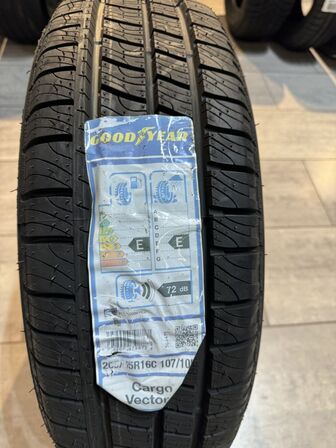 1 stk. Goodyear Cargo Vector 2 205/65 R16C 107/105T 8PR