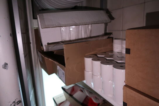 Div. Engangsservice, kildevand, juice m.m.