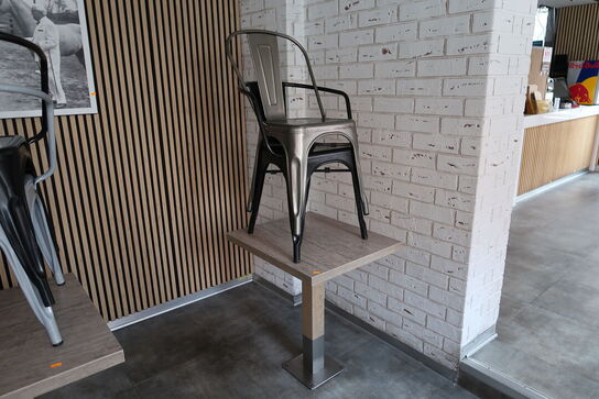 4 stk. borde med 14 stk. stole