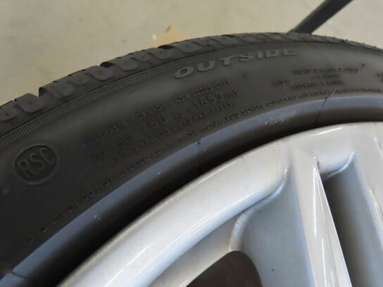 BMW fælge med PIRELLI vinterdæk til BMW M5