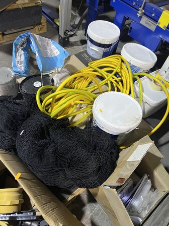 Palle med fittings m.m.