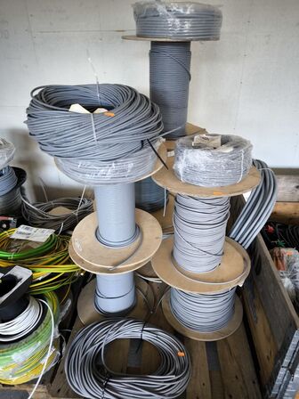 Palle med kabel