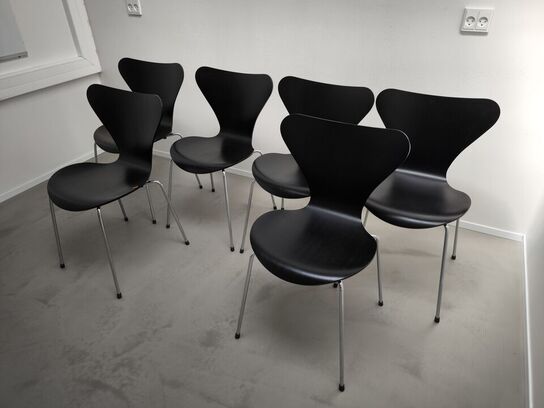 6 stk. spisebordsstole FRITZ HANSEN AJ 3107