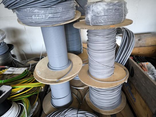 Palle med kabel