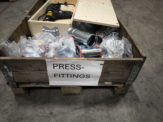 Palle med presfittings samt REMS Powerpres XL