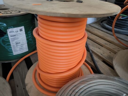 Palle med kabel