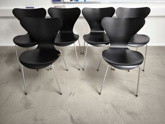 6 stk. spisebordsstole FRITZ HANSEN AJ 3107