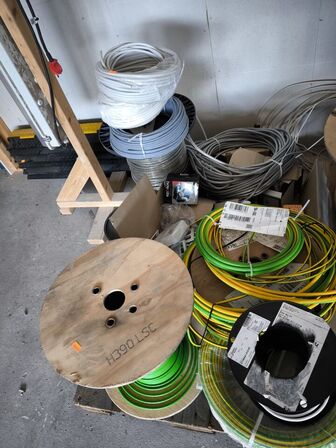 Palle med kabel