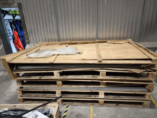 Div slanger samt galvaniserede plader