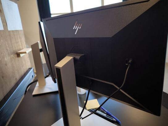2 stk. computerskærme HP 24" 
