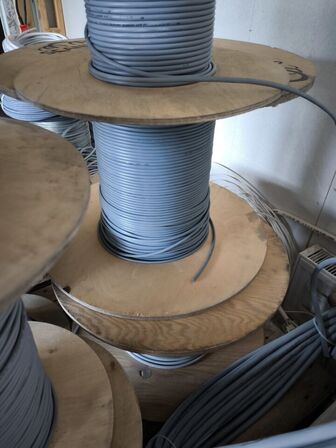 Palle med kabel