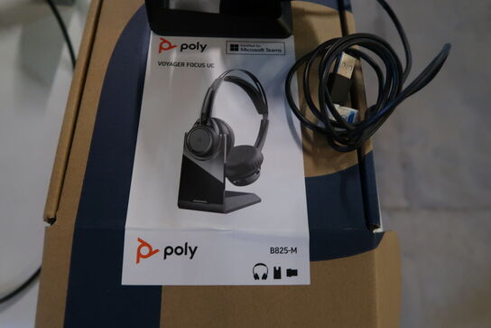 Poly Voyager Focus UC headset