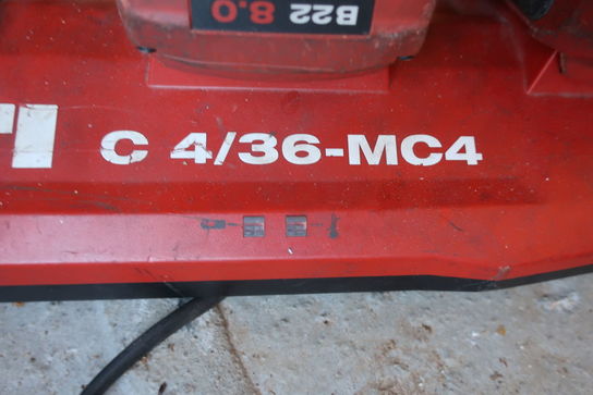 Multilader HILTI C 4/36-MC 4 med 2 stk. batterier HILTI