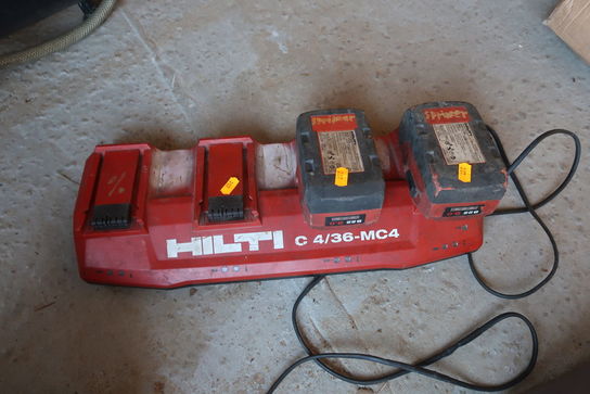 Multilader HILTI C 4/36-MC 4 med 2 stk. batterier HILTI