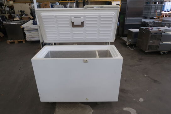 Chest freezer FRIGOR TLM 300