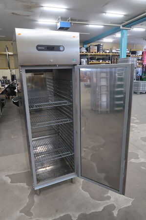 Cabinet freezer HOSHIZAKI