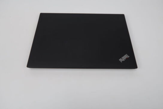 Lenovo ThinkPad T470 i5-6300U, 16GB RAM, 256GB SSD.