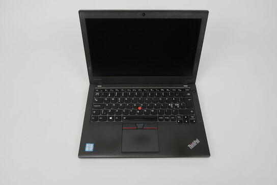 Lenovo ThinkPad X260 i5-6300U 12", 16GB RAM, 256GB SSD, 2.40 GHz. 