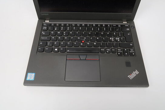 Lenovo ThinkPad X270 i5-6300U 12", 16GB RAM, 256GB SSD, 2.40 GHz. 