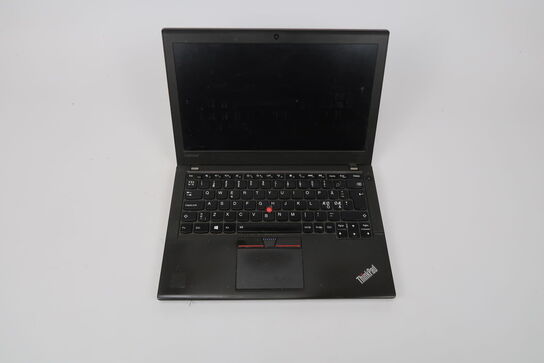 Lenovo ThinkPad X260 i5-6300U 12", 16GB RAM, 256GB SSD, 2.40 GHz. 