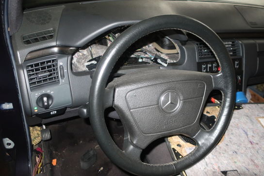 Mercedes E220 (reservedele)