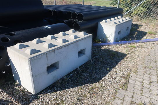 2 stk. betonblokke