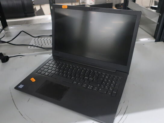 Lenovo V130 Intel i5-7200U/8GB/256GB