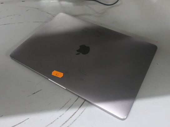 MacBook Pro 2017 i5 dual-core/8GB/128GB NVMe