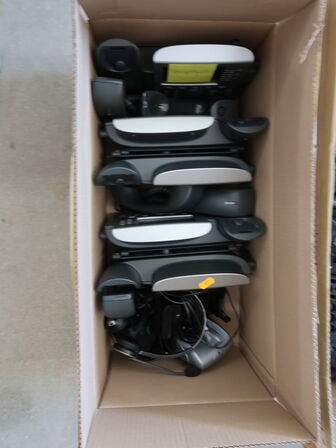 4 ks. IP telefoner CISCO/Siemens + div. headset (se billeder)