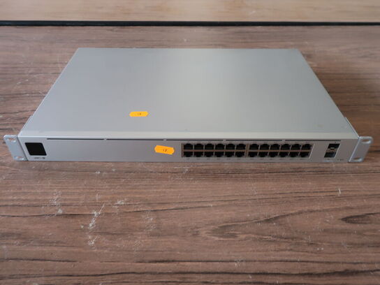 24 ports POE switch UBIQUITI UniFi Pro