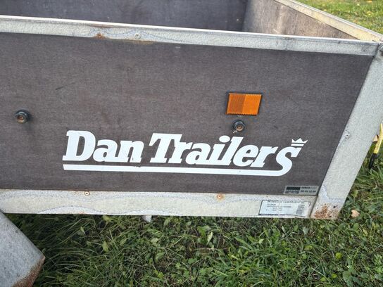 Trailer, Dan Trailers