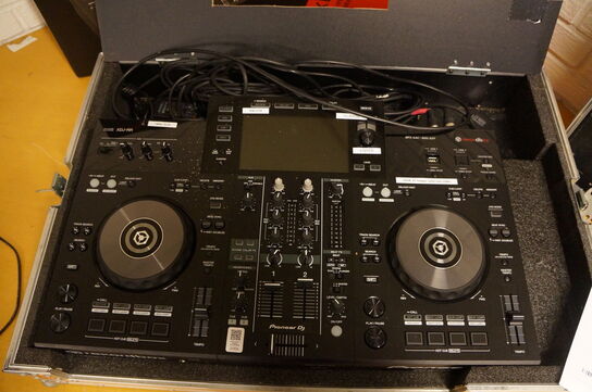 All-in-one DJ System PIONEER DJ XDJ-R