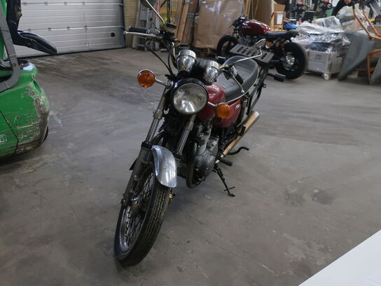 Motorcykel KAWASAKI K750 (momsfri)  - inkl. reservedele