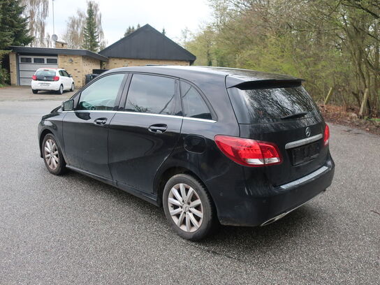 Personbil MERCEDES B-Klasse 200d (momsfri)