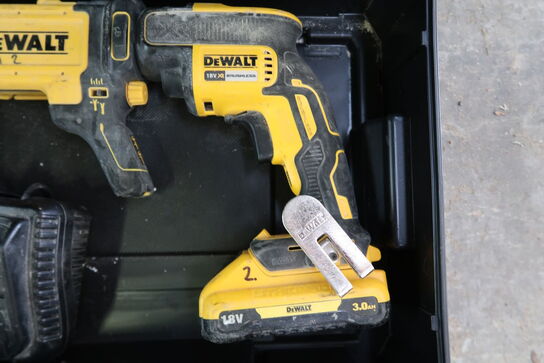 Akku gipsskruetrækkere med skruemagasin, Dewalt DCF620