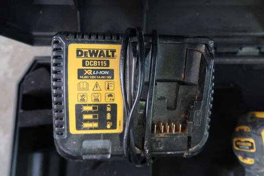 Akku boremaskine, Dewalt DCD701