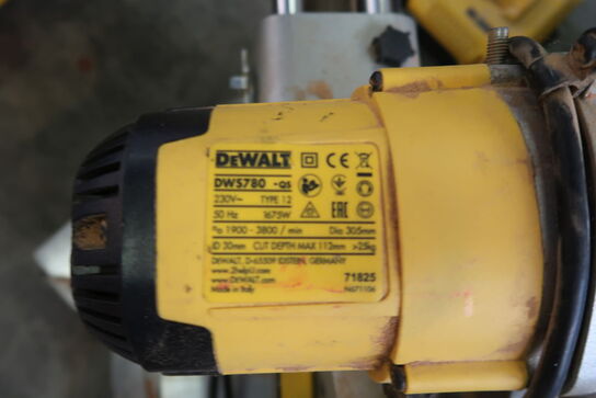 Kap-/geringssav, Dewalt DCS780