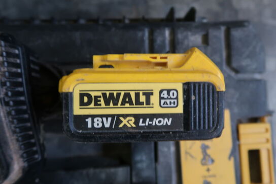 Akku multicutter, DeWalt DCS355