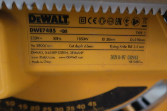 Bordsav, Dewalt DWE7485-QS