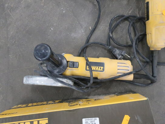 Vinkelslibere DEWALT 220V DWE4057 (3 stk.)