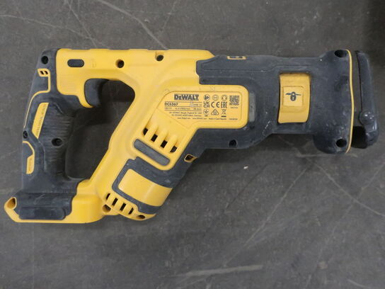 Bajonetsave DEWALT 18V DCS367 (2 stk.) inkl. batteri