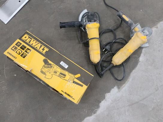 Vinkelslibere DEWALT 220V DWE4057 (3 stk.)