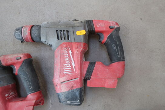 2 stk. akku-borehammer MILWAUKEE M18 brushless u. batteri