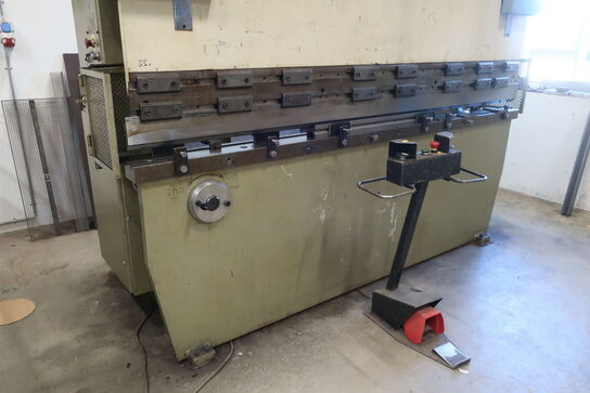 Hydraulisk kantpresse DONEWELL 50-2500