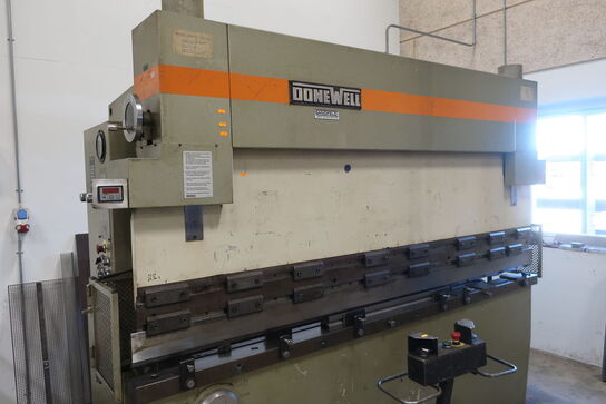 Hydraulisk kantpresse DONEWELL 50-2500