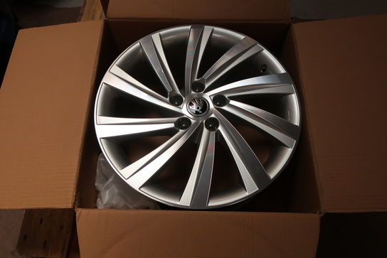 Alufælg SKODA Perseus 18"