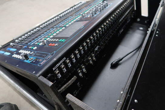 Digital mixerpult ALLEN & HEATH QU32