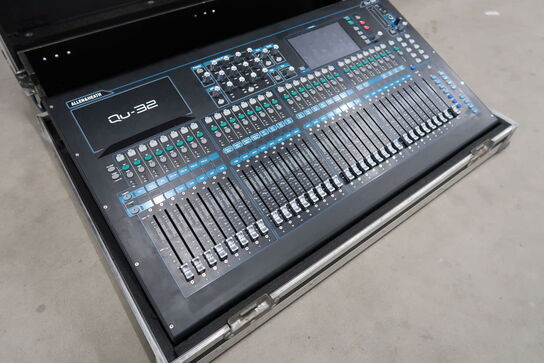 Digital mixerpult ALLEN & HEATH QU32